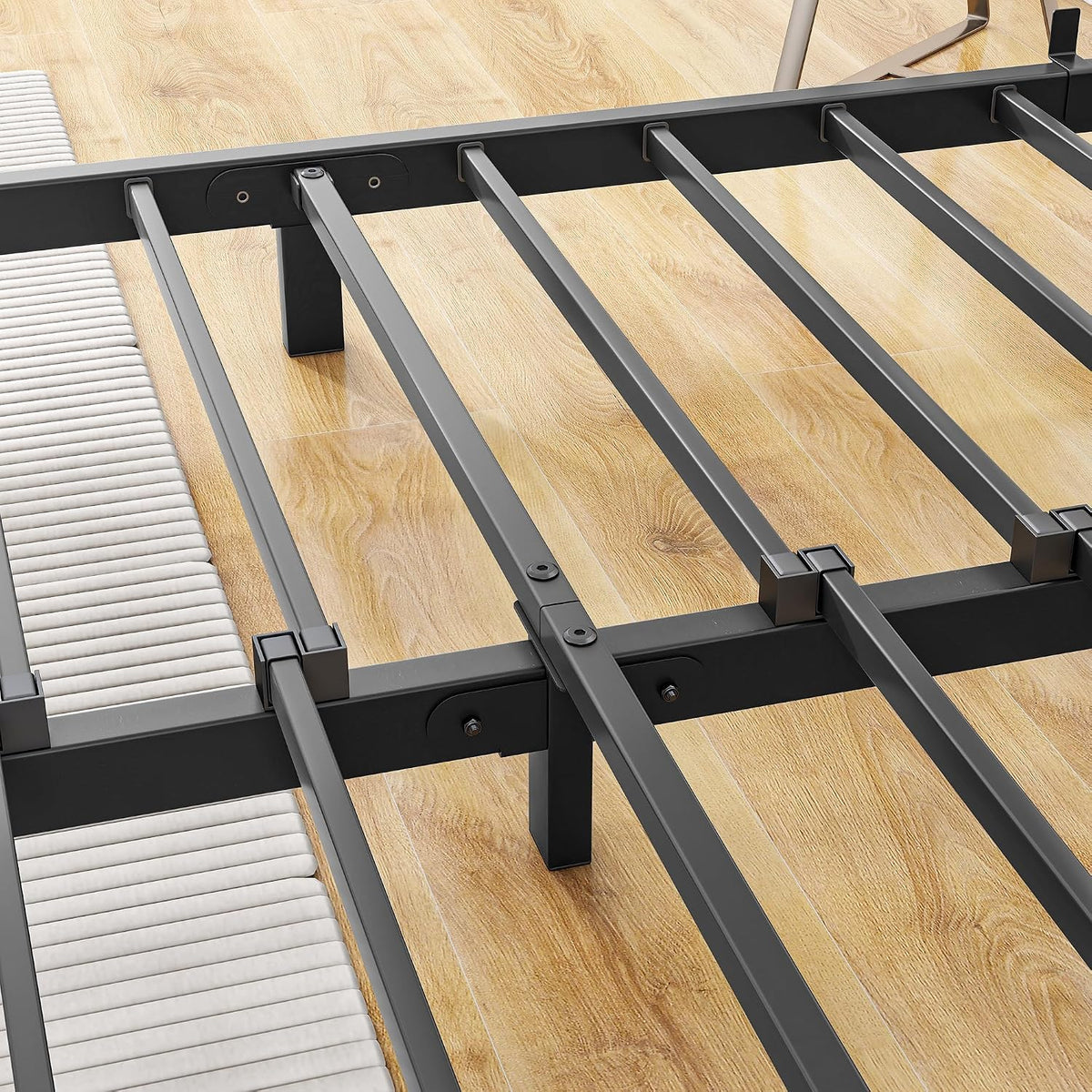 Double Bed Frame,4Ft6 Floor Bed Frame Double Bed Base,Black
